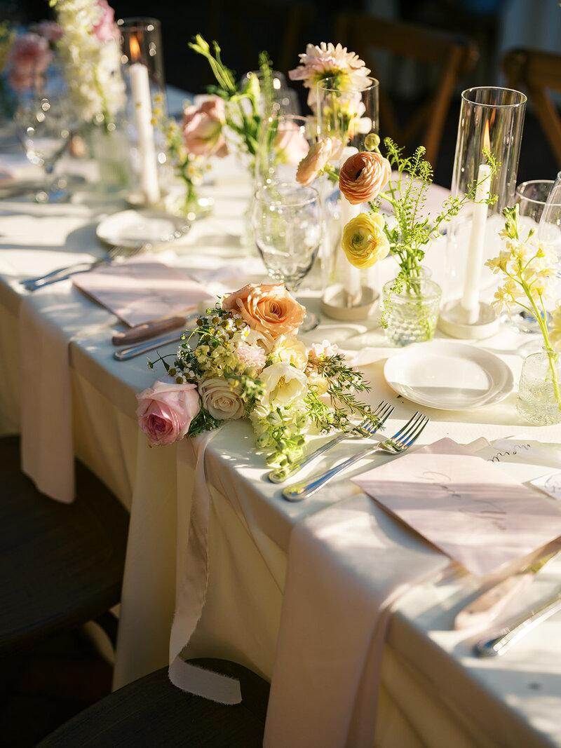 garden party wedding bouquet and reception details