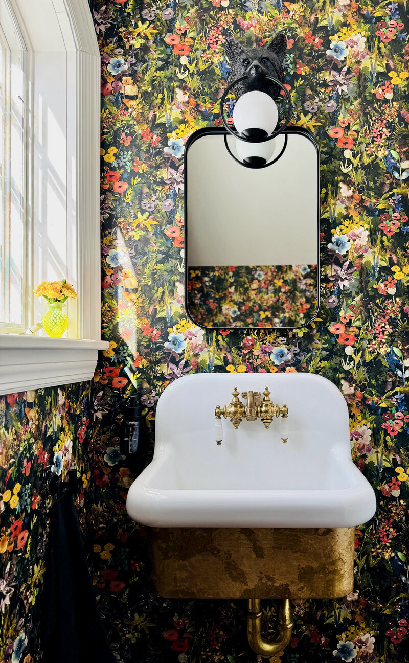 gold-farm-house-bathroom-sink-floral-wallpaper-2