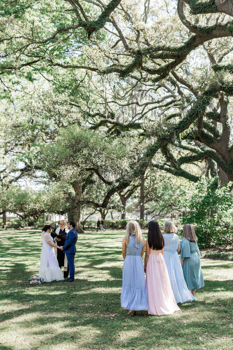 Savannah_Elopement_in_Forsyth_Park_Under_the_Oaks09