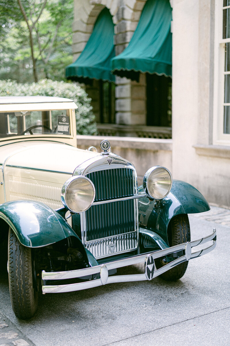 Courtney and Jordan Wedding Atlanta History Center Fete and Figs Renee Jael Fine Art Photography Ten Point Floral-16