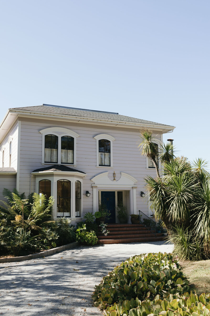 HollinsHouse-01