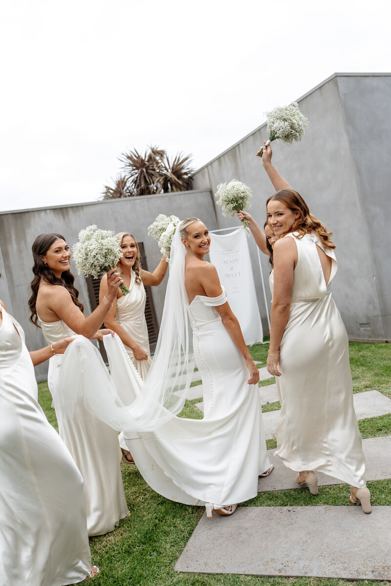Brides_Wedding_Party