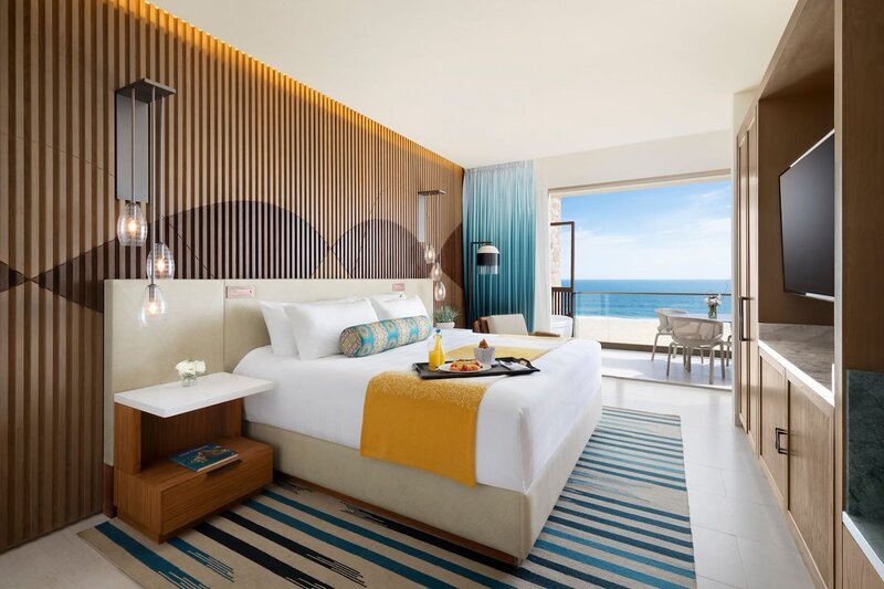 Jr Suite