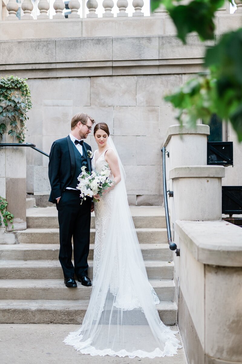 Anamaria Vieriu Photography -Ellen and Doug - Chicago Cultural Center wedding-297