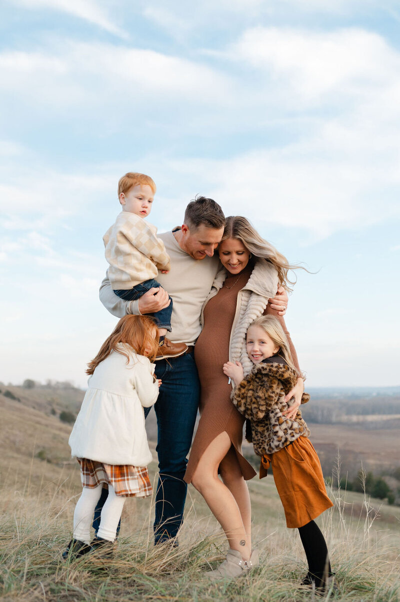 Fall-FamilyofFive-EdenPrairie-Bloomington-Minnesota-RelaxedFamilyPhotographer16