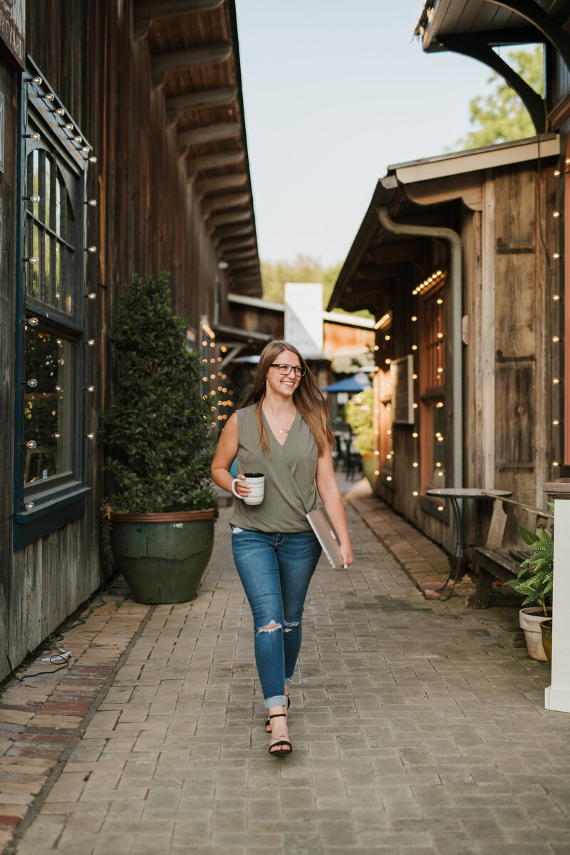 Shawna Fay, web designer for small businesses