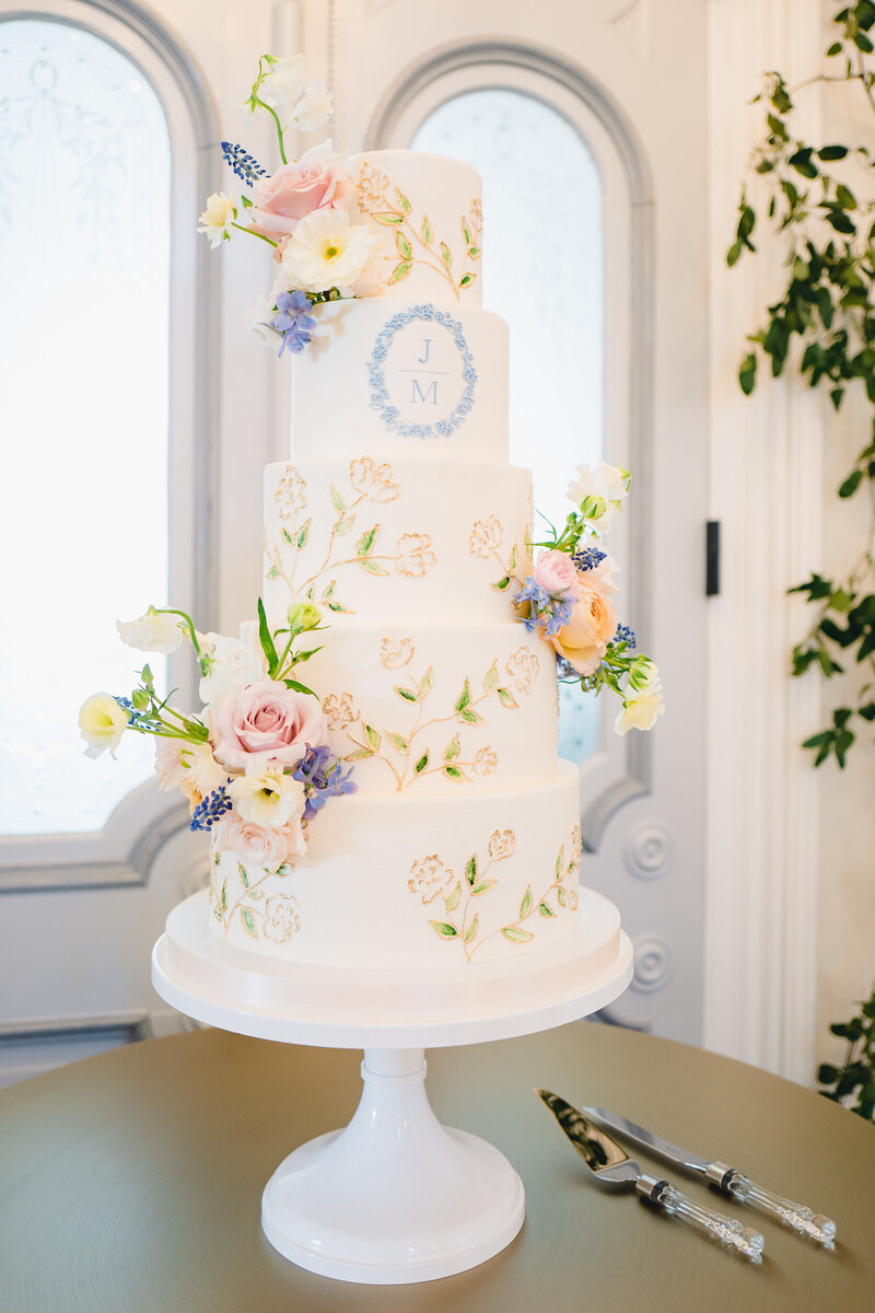Garden-Wedding-Cake-Ashley-Cakes-61