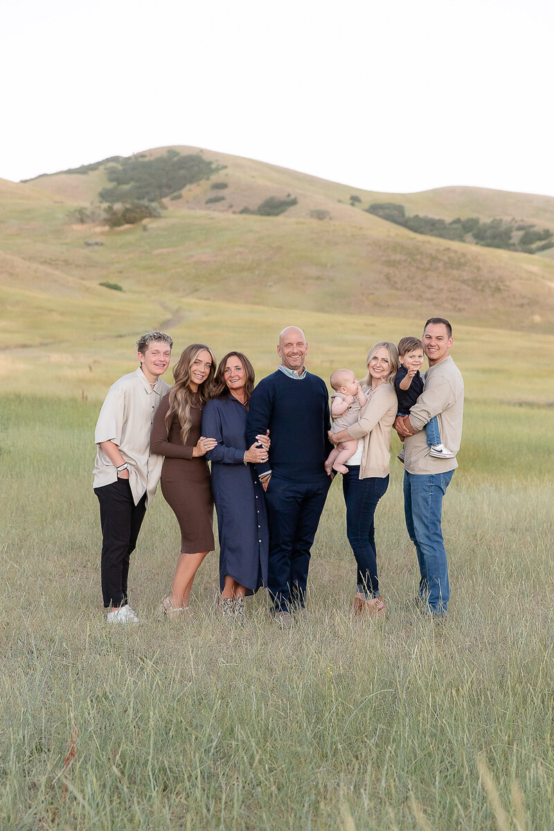 Top Best family photographer in Utah Family High School Senior Children's LDS Missionary Photographer Light and airy field mountain views wood fence golden light sunset photo session spring summer fall_Tunnel Springs Park--10