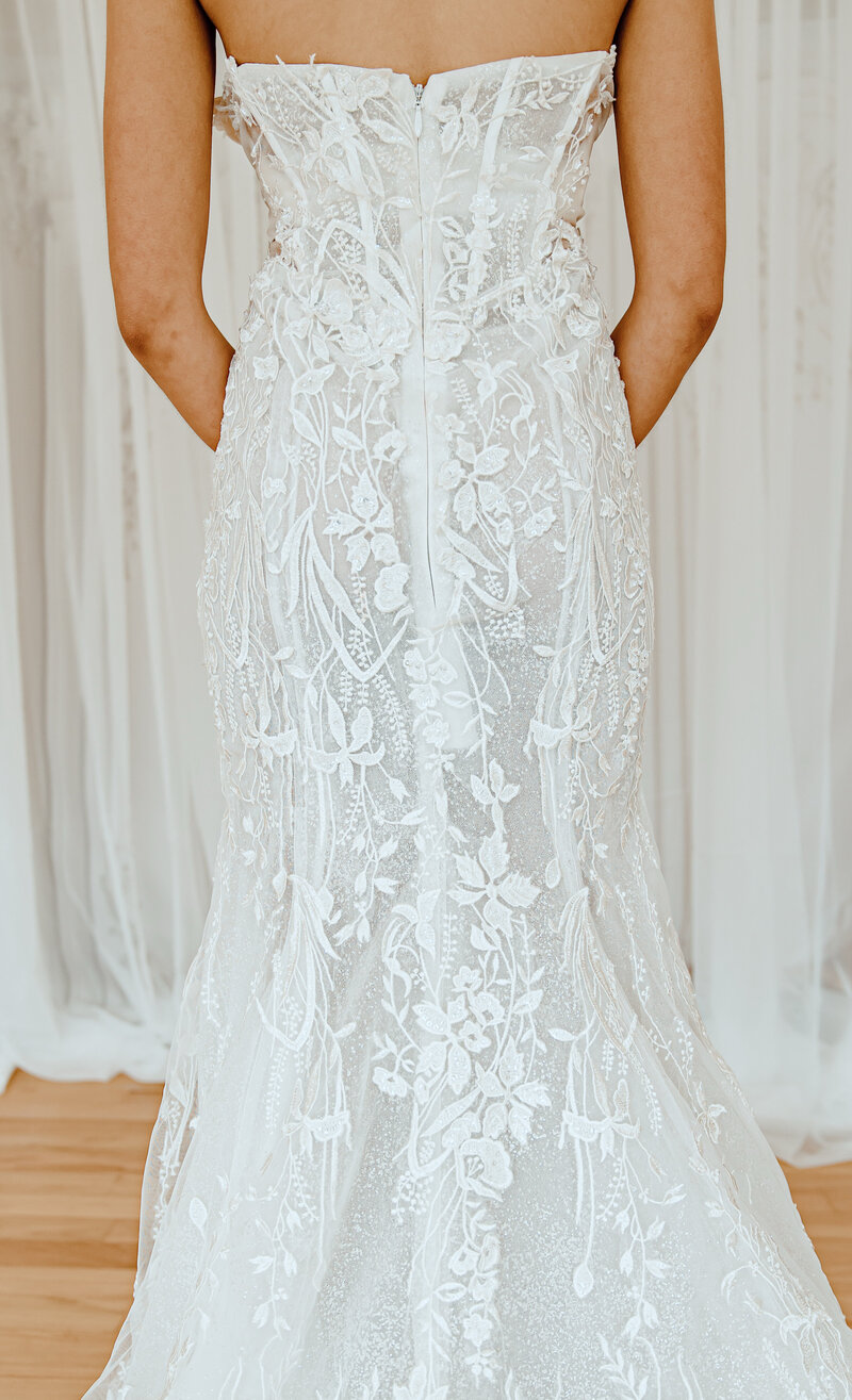Sadie w:o overskirt back details