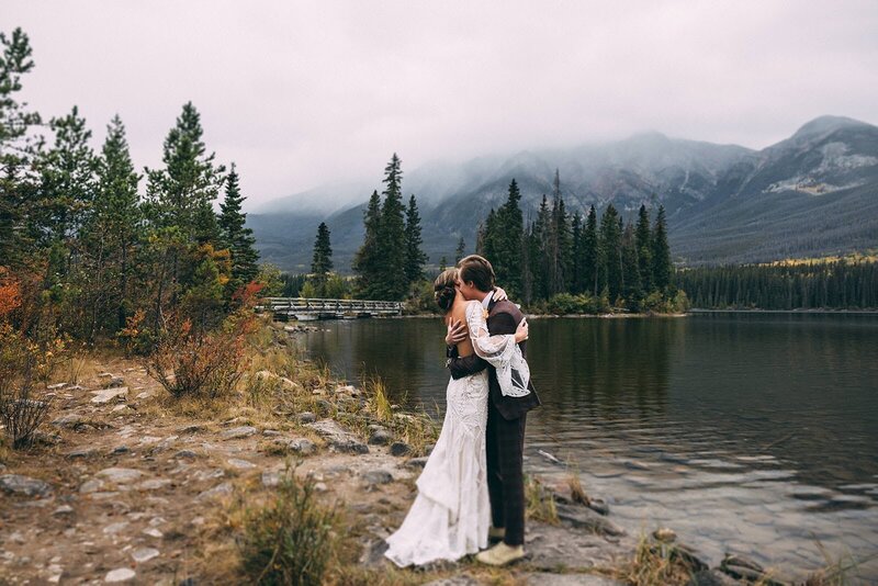 Alberta elopement and micro-wedding galleries by Allie Knulls Photography
