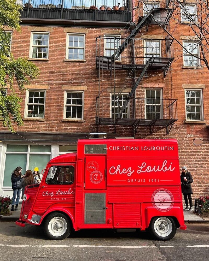 Christian-Louboutin-Branded-Citroen-Food-Truck