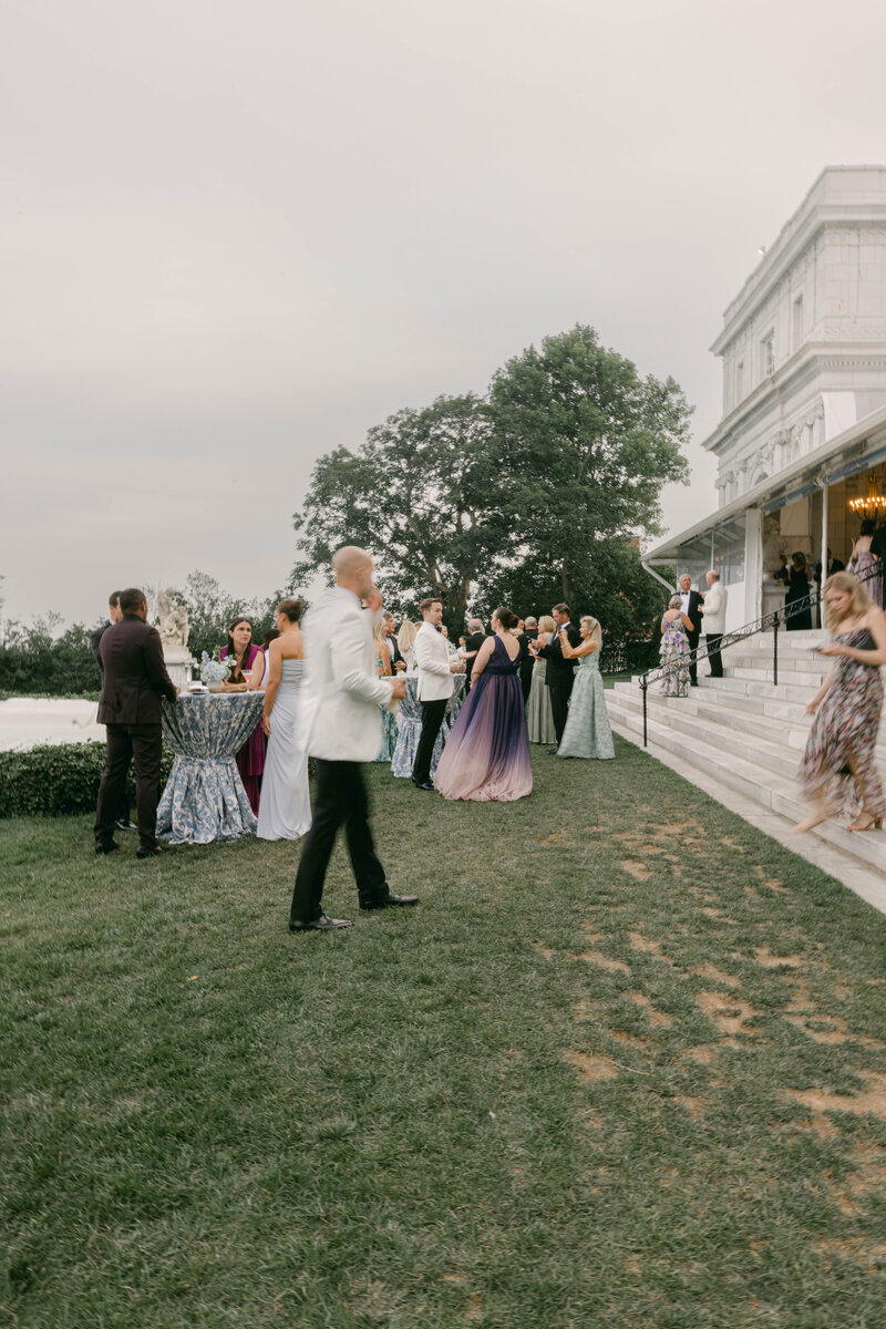 Rosecliff Mansion wedding design by Gathered East