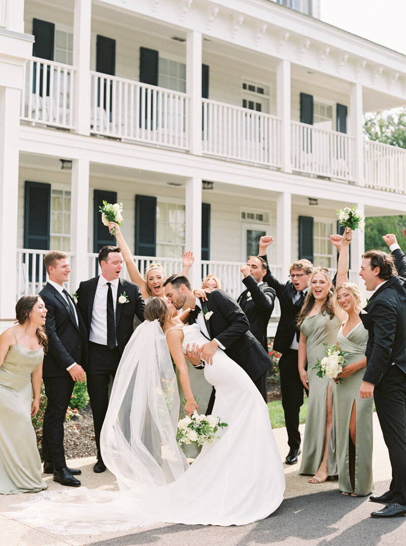 Inn At Perry Cabin Wedding Photo by Eastern Shore Photographer Megan Bennett Photography