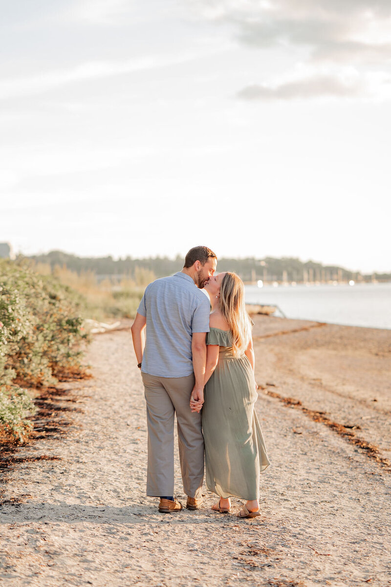 portland-maine-engagement-session-casco-bay (35)