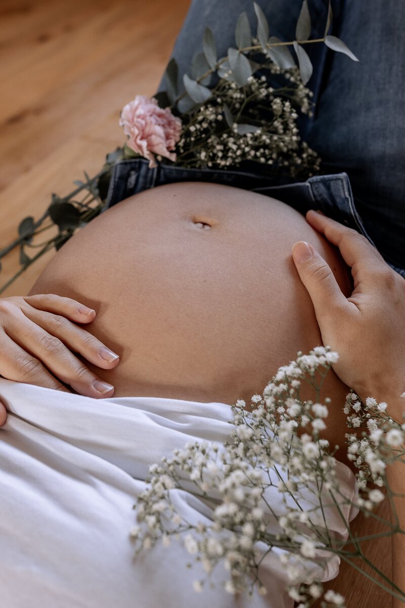 Nahaufnahme von Babybauch