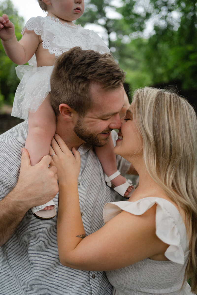 Family Session at the Knoxville Botanical Gardens in Knoxville, Tennessee