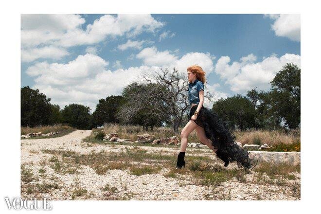 Vogue-Italia-fashion-model-editorial-motion