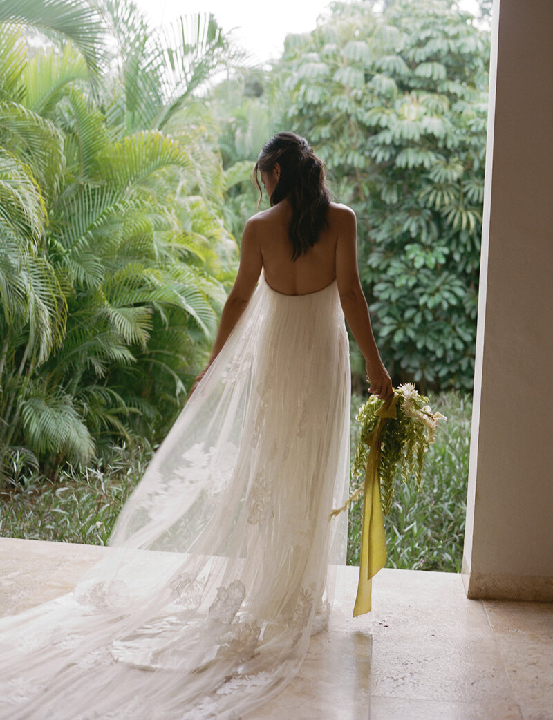 AbigailLewisPhoto.SG.Wedding-FirstLook-3