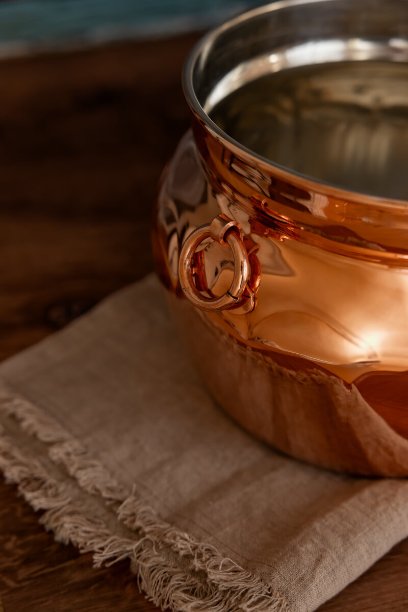 Coppermill Kitchen zoomed in 9.5 round Copper Cauldron pot with tin lining 