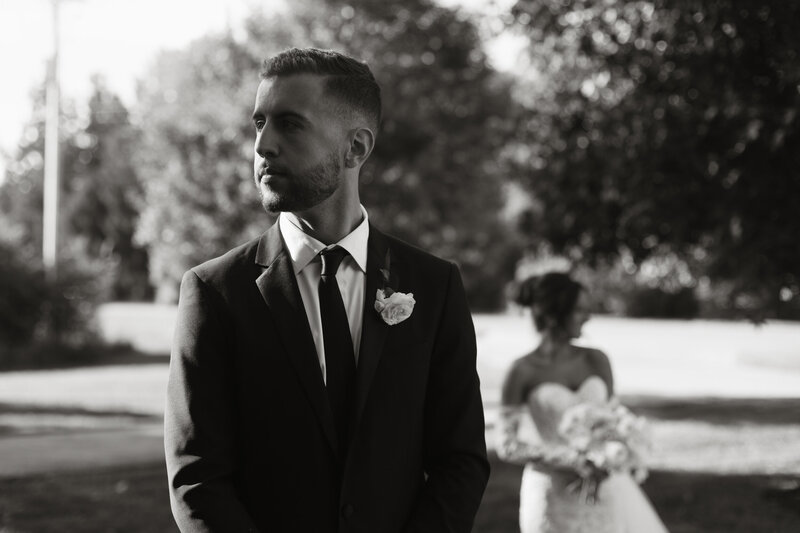 mustard seed gardens indy indianapolis noblesville indiana wedding photographer bellagio florals something blue stylists-68