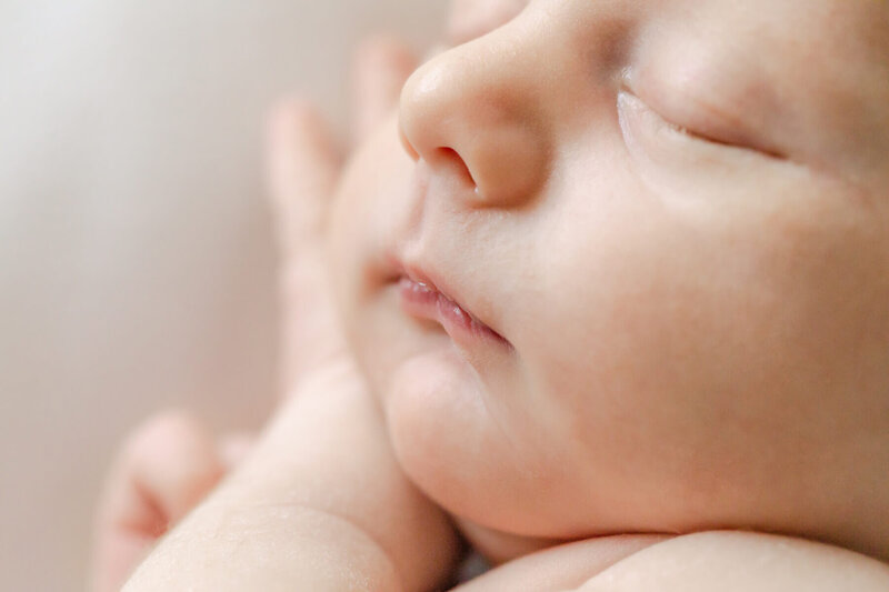rainy-day-newborn-session-29