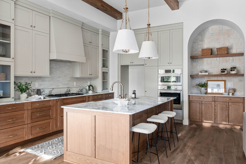 913 W Loretta St-42