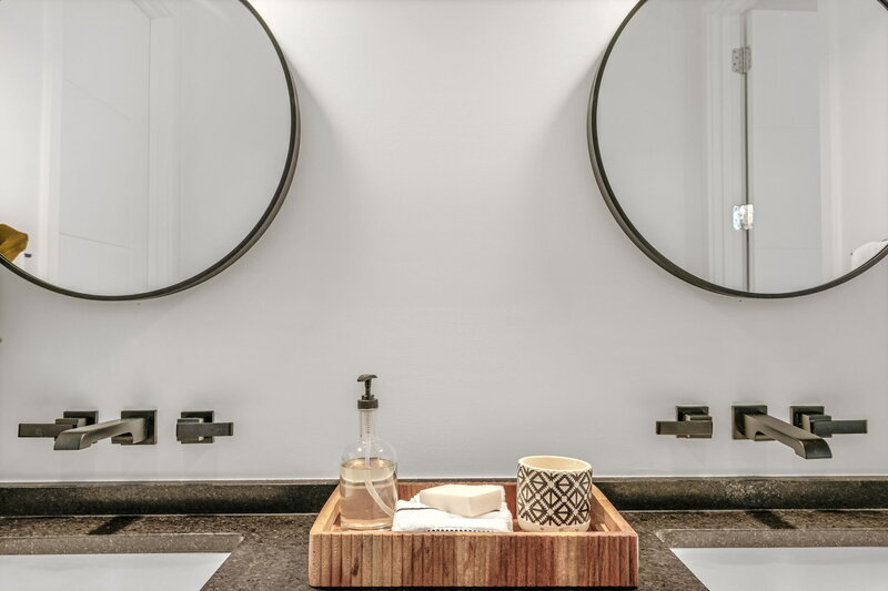 modern jack and jill bathroom