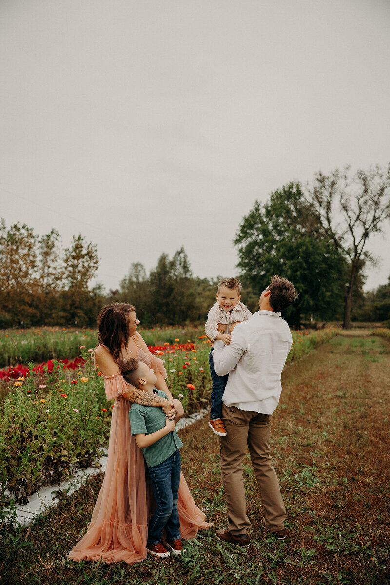 Flower-Farm-Lifestyle-Family-Session-7 copy