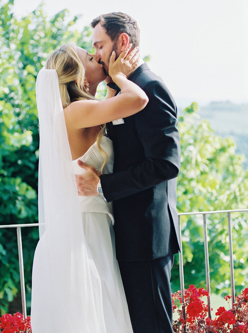 MS-M+D-Wedding-Post-Ceremony Portraits-167