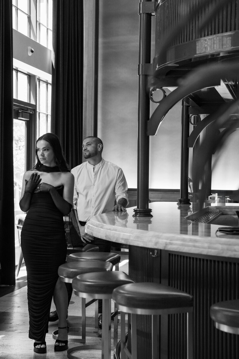 Detroit-engagement-book-tower
