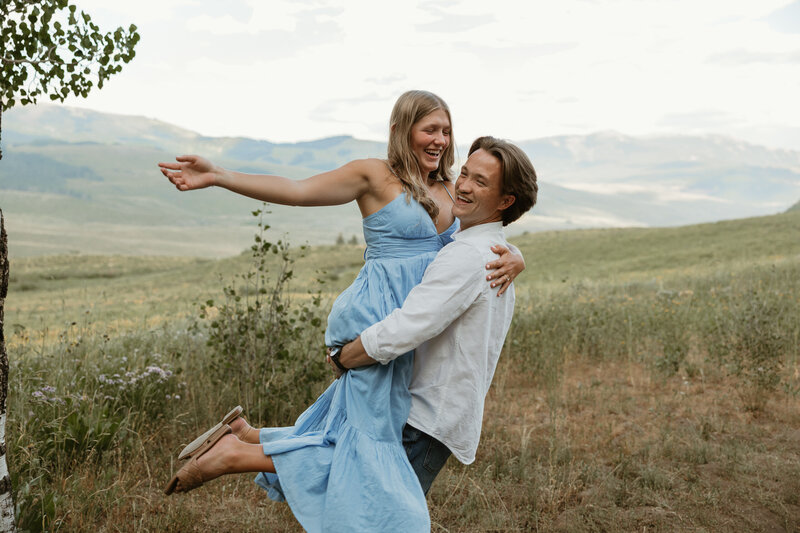 Mount-Crested-Butte-Mountain-Engagement-Aspen-Colorado-09