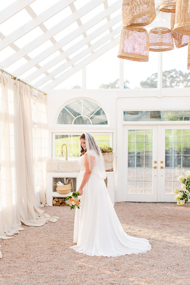 Fleurish Greenhouse Taylorsville, NC Bridal Session_Katelyn Shelley Photography (12)