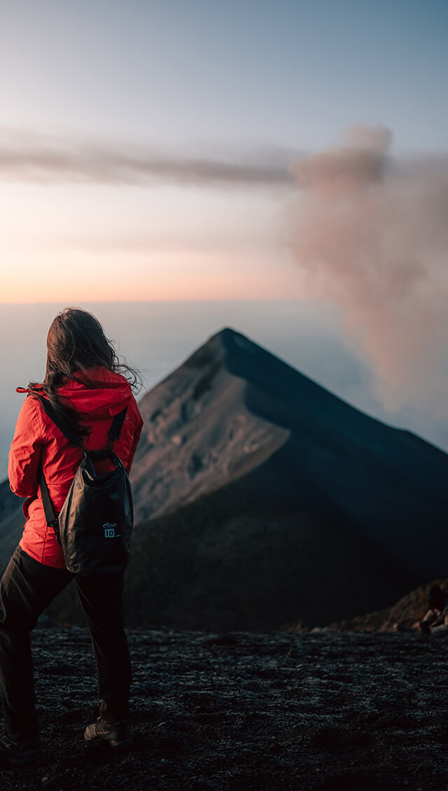 acatenango-hike-guatemala-lava-trails-tours-fuego-volcano-gabriela-sapon