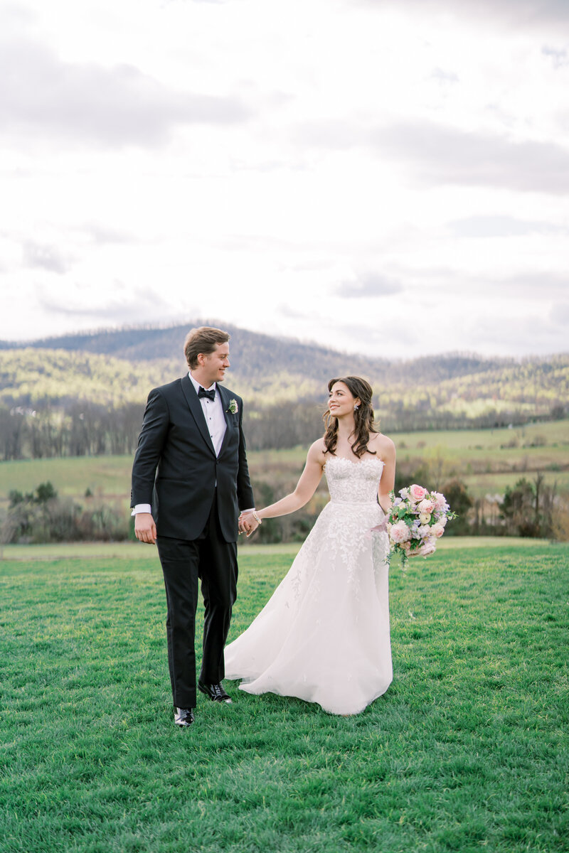 Pippin hill farms wedding-hannah-forsberg-charlottesville-film-wedding-photogrpaher-6