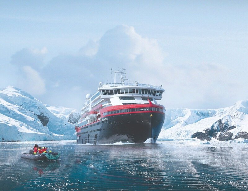 Hurtigruten Expeditions 1