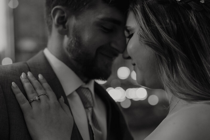 black-white-stunning-portrait-bride-groom-meg-pearson-photography-midwest