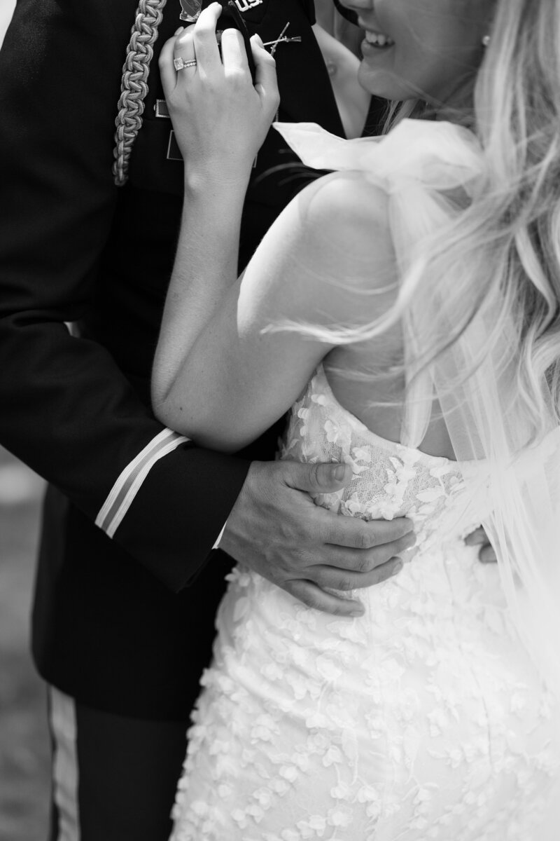 Ellie&Sam_SneakPeek-42