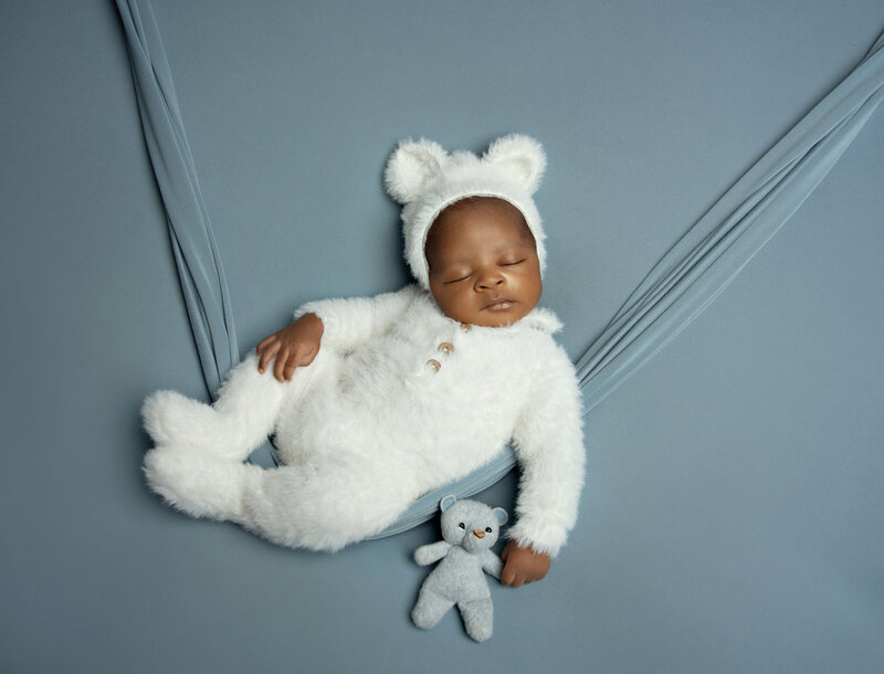 newbornbabyboynewfamilynewbabybestphotographertudiofamilybirthdaynewbornboyamilynewborngirlfirstbirthdayportraiturephotographystudioportraitsnewborngirlboyfamilyEvaMaganaPhotographychildphotographer (41 of 43)