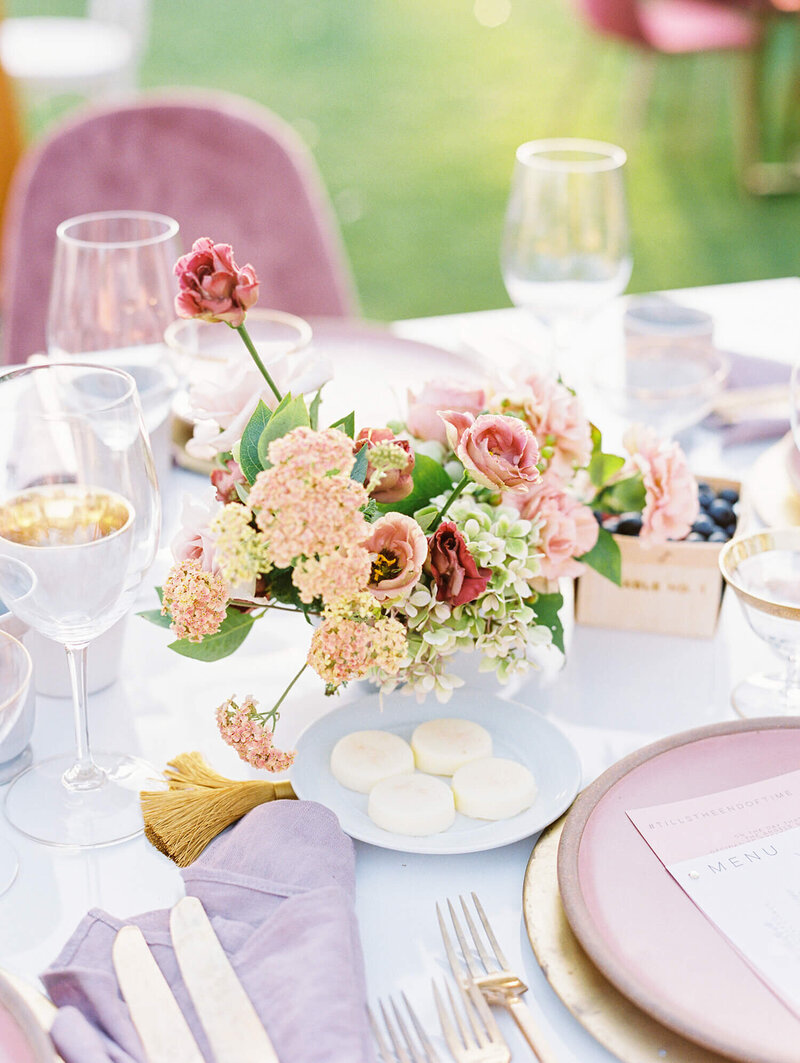 Blush and rose outdoor wedding reception in Florida