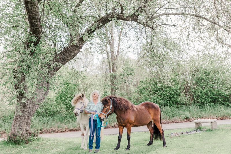 brittany-graf-photography-suzy-graf-jasmine-plane-ct-farm-life-63
