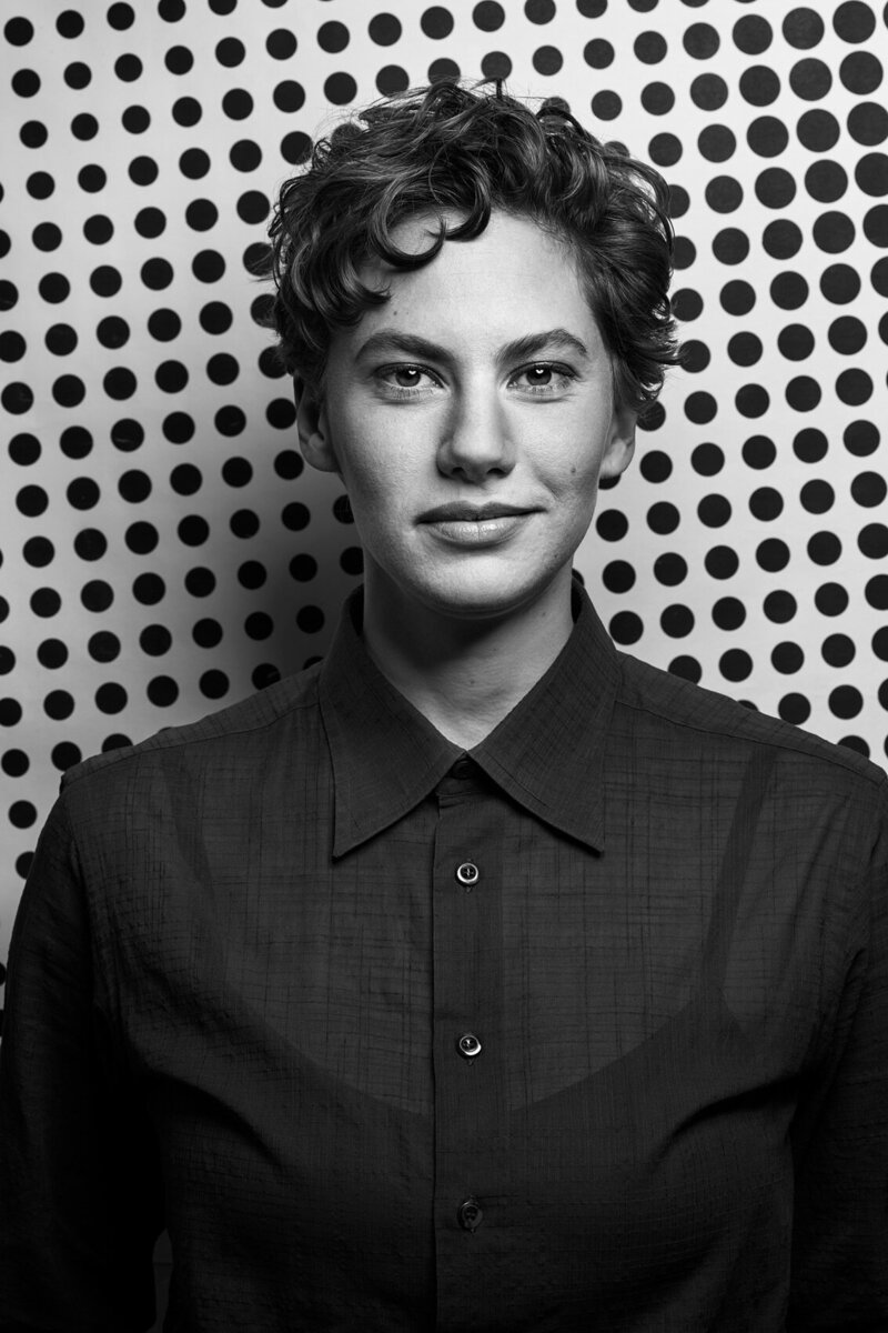 Elegant portrait of Emma Ferrer with a classic look and calm expression, photographed by Ylva Erevall.