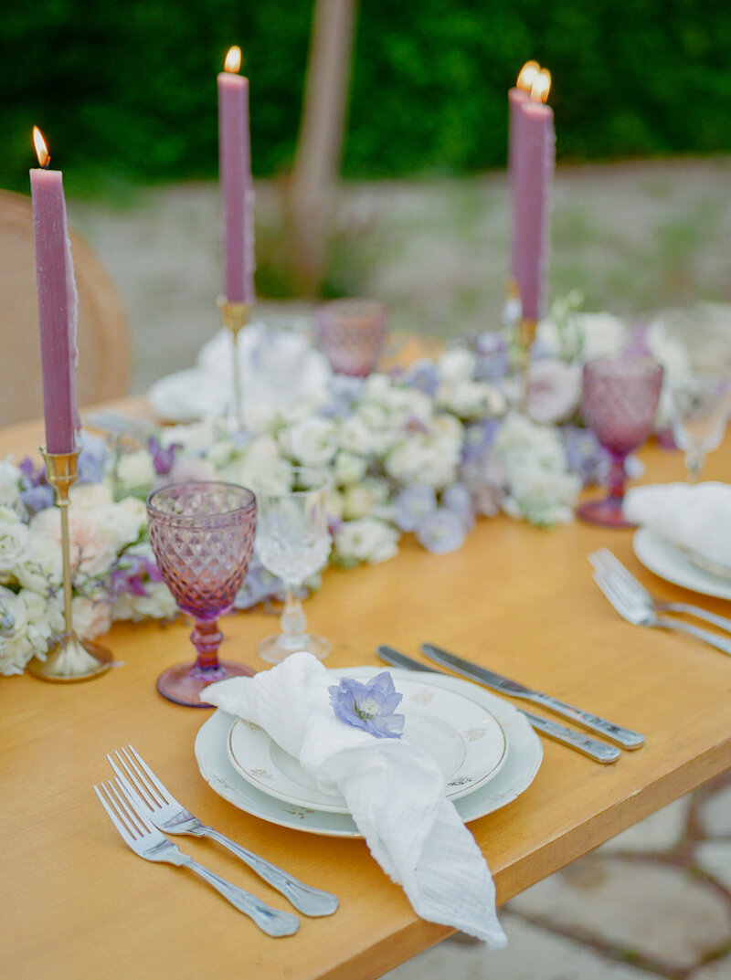 chemin-de-table-floral-mariage-2