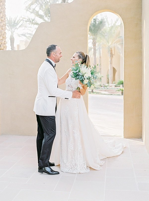Maria Sundin Photography_White Classic Timeless Wedding Dubai One & Only Royal Mirage Couple