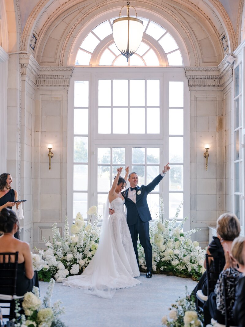 Gold white and peach wedding table at Schermerhorn Symphony Center