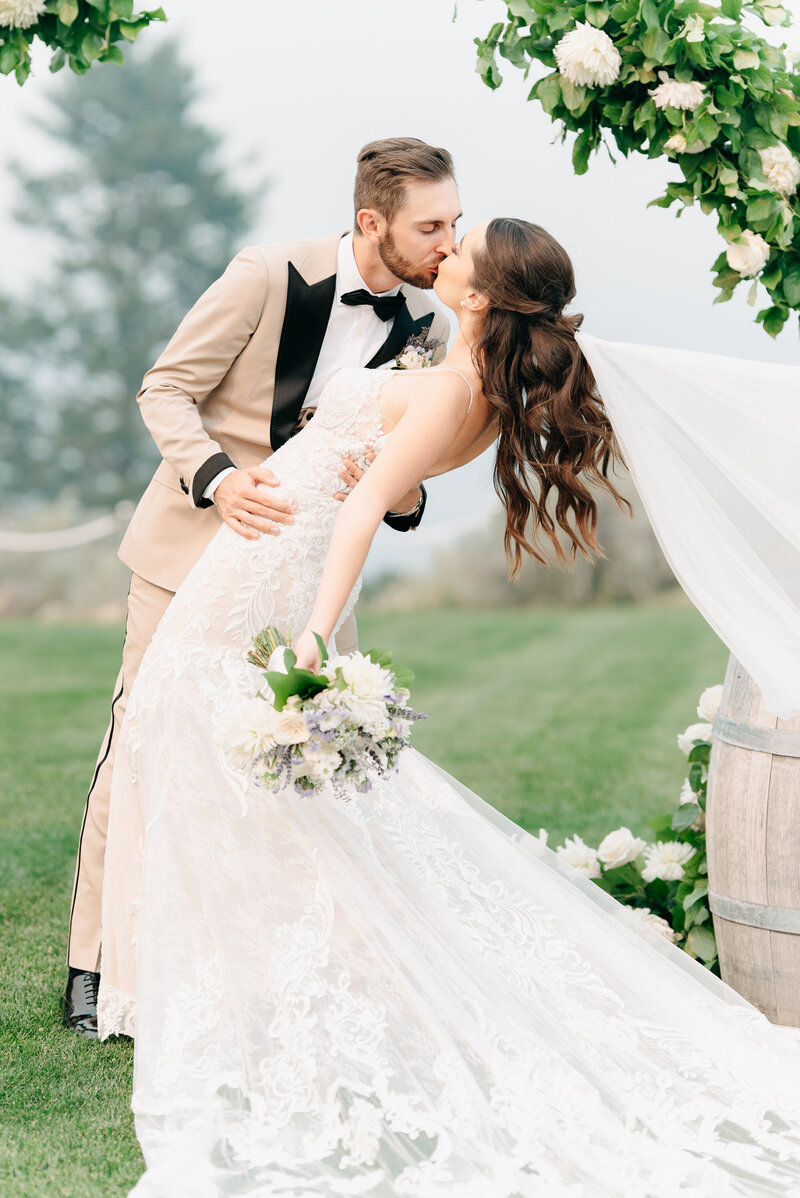 Okanagan-wedding-photographer-videographer (53)
