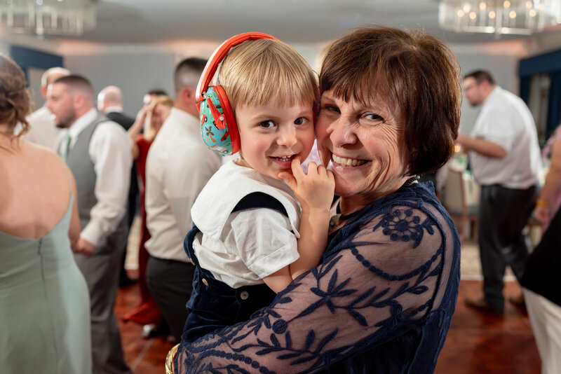 Elizabeth-Kevin_WeddingPreviews_58