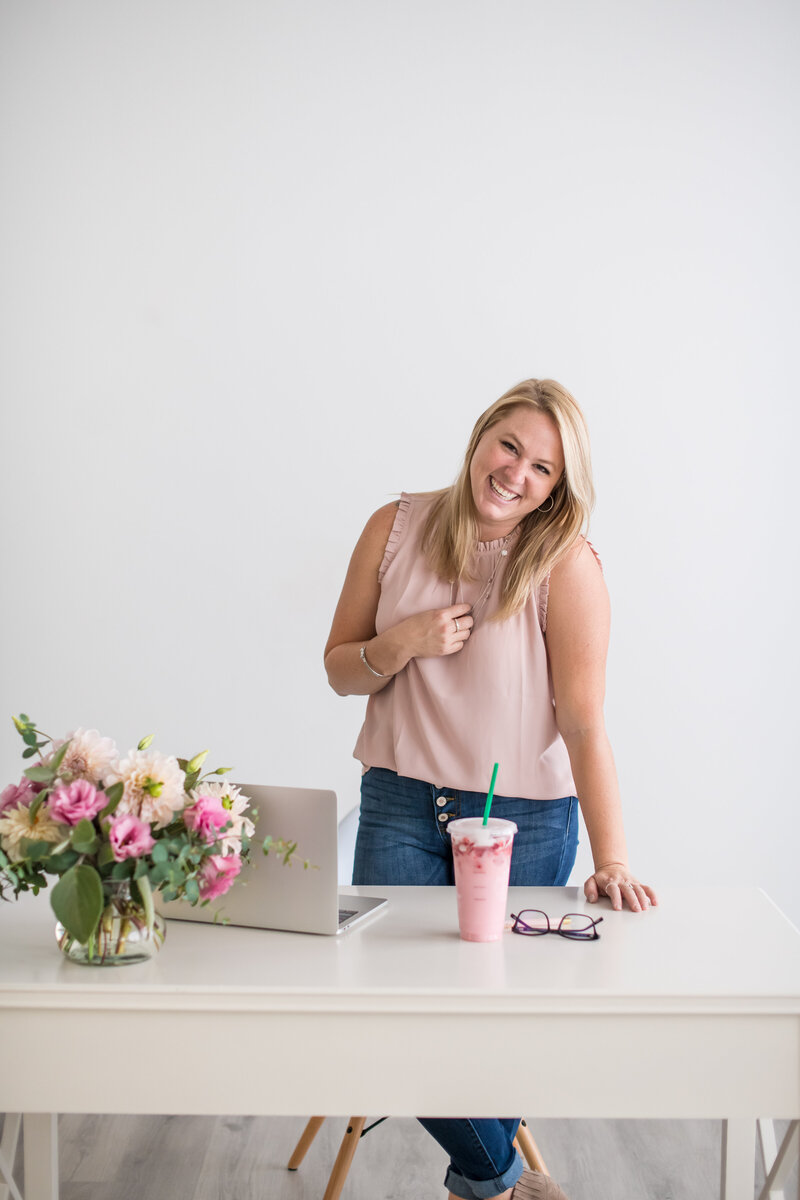 Omaha Nebraska and Sioux City Iowa Wedding Photographer Senior Portrait Photographer 
