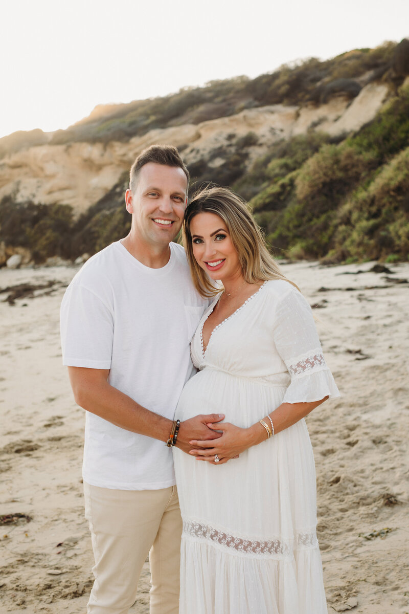 maternity photography thousand oaks, maternity photographer near me, maternity portraits ventura county, professional maternity photos