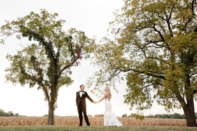Indiana_Michigan_Wedding Planner_Lizton_Lizton Lodge_Estate_Bridal Fashion_Editorial_Wedding Decor_Outdoor Wedding_Wedding Photo