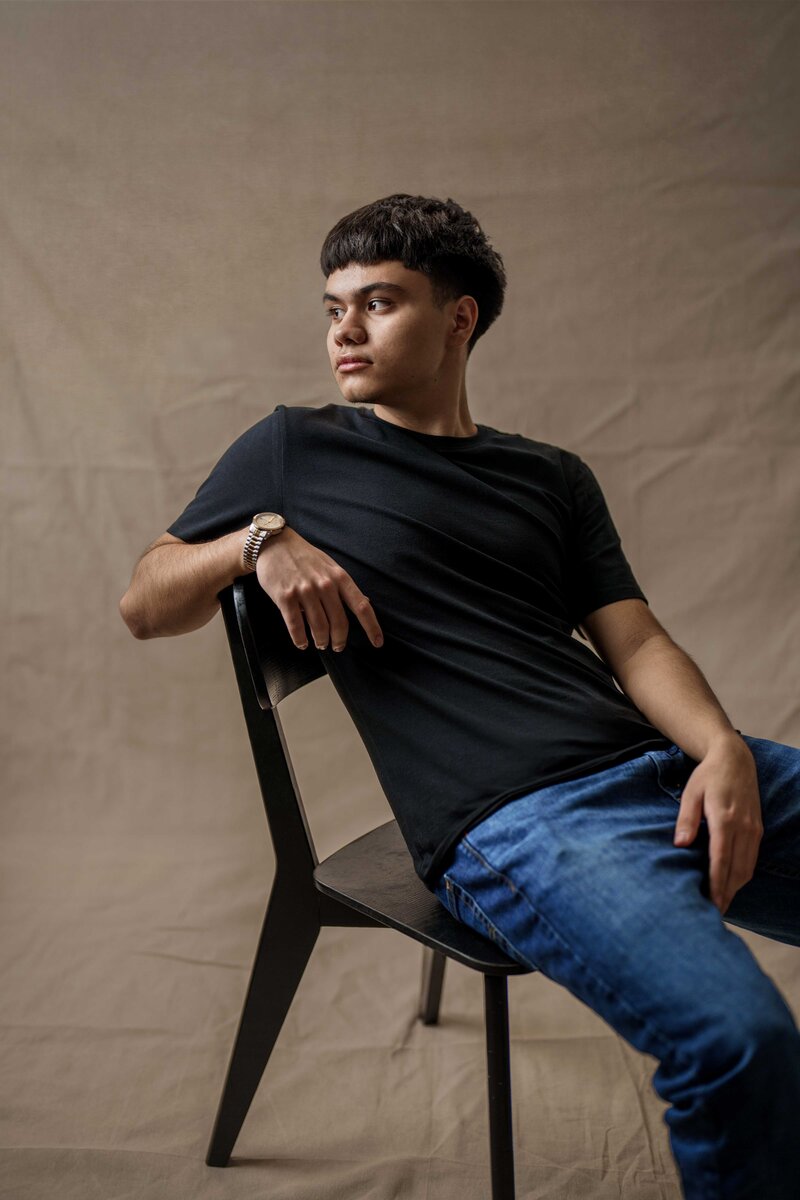 Tacoma Senior Photographer Studio Luxury Senior Photos Casual Boy Male Teen Lana Stewart Studios